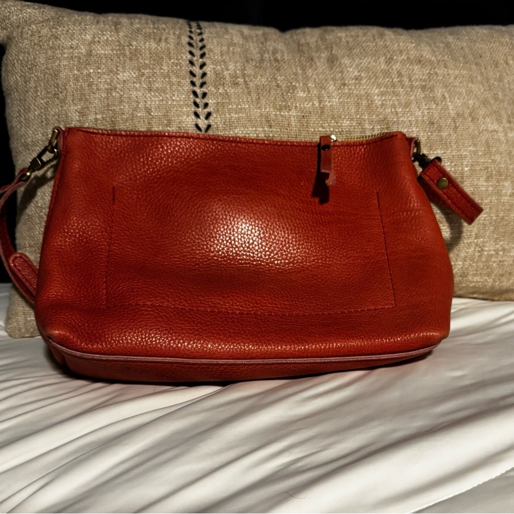Portland Leather Large Poppy Crossbody in Watermelon 🍉(discontinued color) - Picture 2 of 11